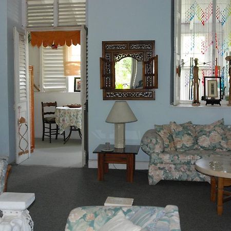Charming Old World Apartment Bridgetown Exteriér fotografie