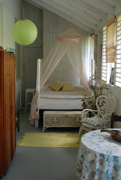 Charming Old World Apartment Bridgetown Exteriér fotografie